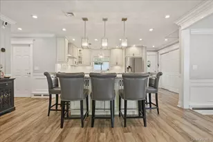 45 Cottonwood Ln, Westbury, NY 11590 - Photo 11
