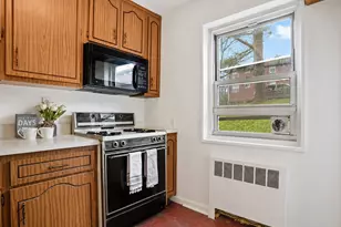 6 Dehaven Dr, Yonkers, NY 10703 - Photo 9