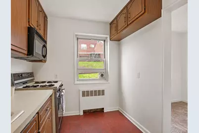 6 Dehaven Drive #1E, Yonkers, NY 10703 - Photo 11