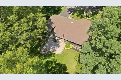 20 Oak Tree Drive, Smithtown, NY 11787 - Photo 43