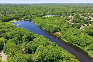 20 Oaktree Dr, Smithtown, NY 11787 - Photo 39