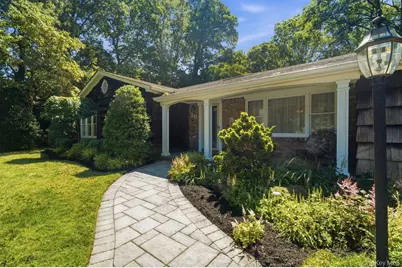 20 Oak Tree Drive, Smithtown, NY 11787 - Photo 3
