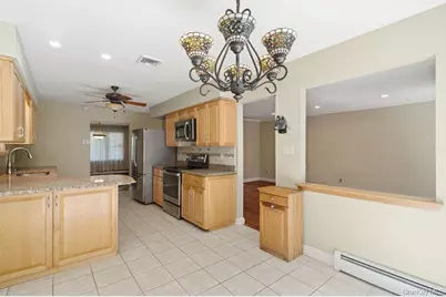 20 Oak Tree Drive, Smithtown, NY 11787 - Photo 9