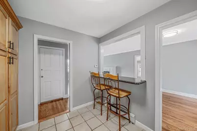 453 Dartmouth Street, Westbury, NY 11590 - Photo 9