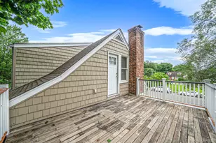 453 Dartmouth St, Westbury, NY 11590 - Photo 23