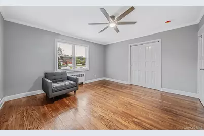 453 Dartmouth Street, Westbury, NY 11590 - Photo 15