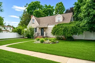 453 Dartmouth St, Westbury, NY 11590 - Photo 27