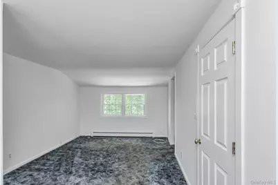 14 Prade Lane, Massapequa Park, NY 11762 - Photo 13