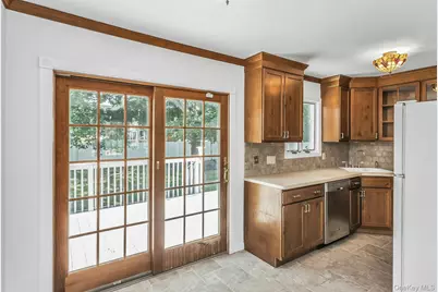 14 Prade Lane, Massapequa Park, NY 11762 - Photo 3