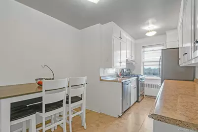 1234 Midland Ave #5F, Bronxville, NY 10708 - Photo 9