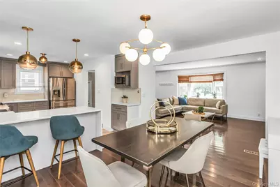 625 S 10th Street, New Hyde Park, NY 11040 - Photo 5