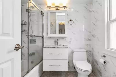 625 S 10th Street, New Hyde Park, NY 11040 - Photo 11