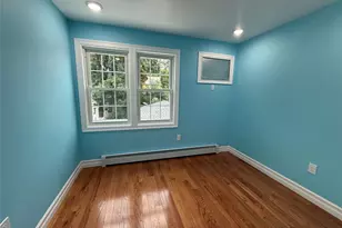 104-39 210th St, Queens Village, NY 11429 - Photo 9