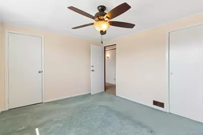 1016 Washington Avenue, Westbury, NY 11590 - Photo 23