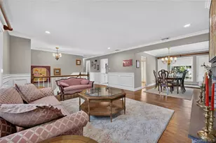 7 Chatham Rd, Commack, NY 11725 - Photo 3