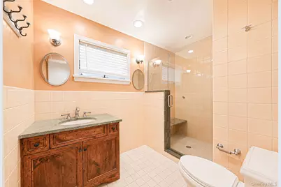 9 Stuart Drive, Syosset, NY 11791 - Photo 15