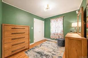 9 Stuart Dr, Syosset, NY 11791 - Photo 7