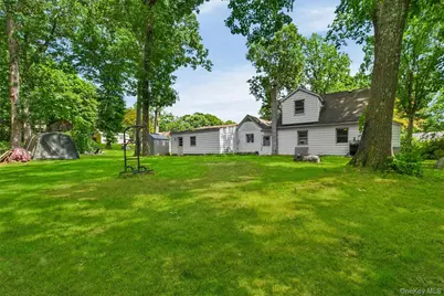 28 Mahopac Avenue, Amawalk, NY 10501 - Photo 19