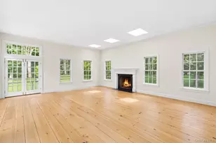 17 Baiting Hollow Rd, East Hampton, NY 11937 - Photo 13