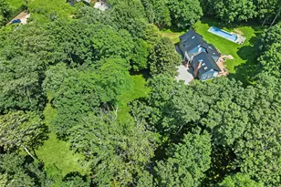17 Baiting Hollow Rd, East Hampton, NY 11937 - Photo 21