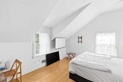17 Baiting Hollow Road, East Hampton, NY 11937 - Photo 17