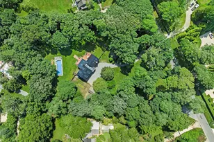 17 Baiting Hollow Rd, East Hampton, NY 11937 - Photo 19