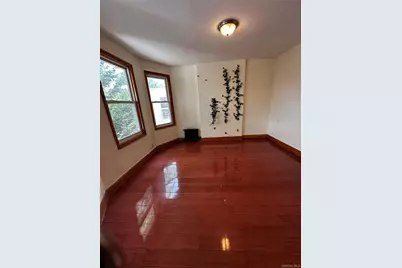 [Address not provided], Jamaica, NY 11435 - Photo 3