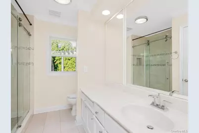 285 Centre Avenue, New Rochelle, NY 10805 - Photo 19