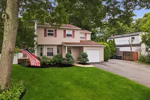 36 Champlin St, Ronkonkoma, NY 11779 - Photo 41