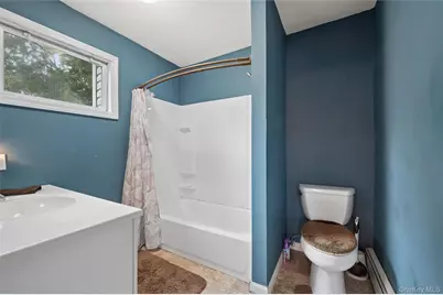 36 Champlin Street, Ronkonkoma, NY 11779 - Photo 25