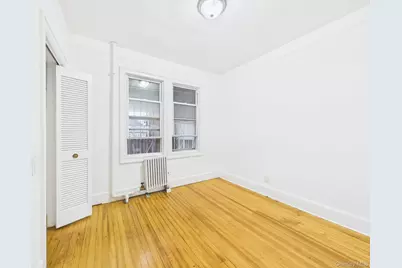 2858 E 197th Street, Bronx, NY 10461 - Photo 13
