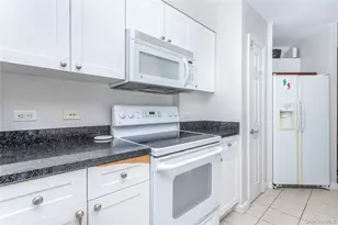 300 Mamaroneck Ave, White Plains, NY 10605 - Photo 5