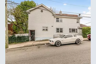 20 Saint Josephs Avenue, Yonkers, NY 10703 - Photo 3