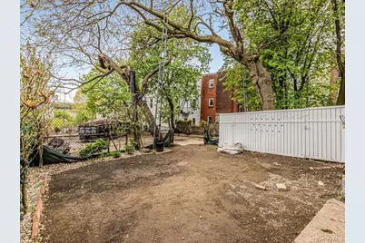 20 Saint Josephs Avenue, Yonkers, NY 10703 - Photo 5