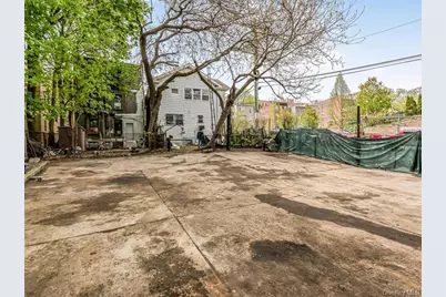 20 Saint Josephs Avenue, Yonkers, NY 10703 - Photo 7