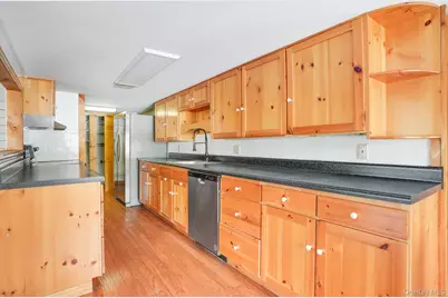 62 Netherwood Plaza, Salt Point, NY 12578 - Photo 13