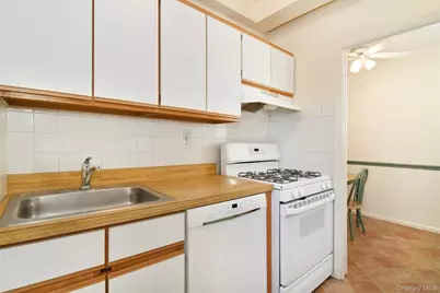 900 Palmer Road #7D, Bronxville, NY 10708 - Photo 15