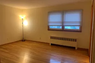 2 Stuart Dr, Syosset, NY 11791 - Photo 11