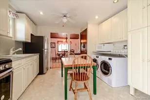 1815 Meadowbrook Rd, Merrick, NY 11566 - Photo 7