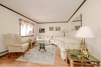 1815 Meadowbrook Road, Merrick, NY 11566 - Photo 3