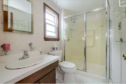 1815 Meadowbrook Road, Merrick, NY 11566 - Photo 15