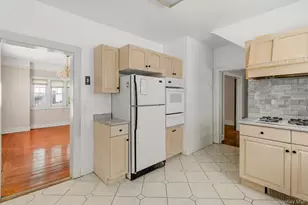 2950 Randall Ave, Bronx, NY 10465 - Photo 19