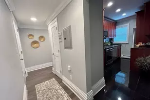 76 S Clinton Ave, Bay Shore, NY 11706 - Photo 5