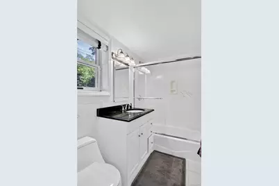 165 Salem Road, East Hills, NY 11577 - Photo 25