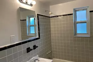 73-03 Little Neck, Glen Oaks, NY 11004 - Photo 11