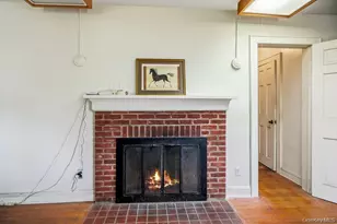 544 S Wellwood Ave, Lindenhurst, NY 11757 - Photo 5
