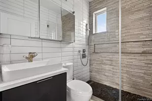 66-06 Marathon Pkwy, Little Neck, NY 11362 - Photo 9