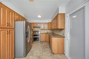 192 Sycamore Ave, Bethpage, NY 11714 - Photo 11