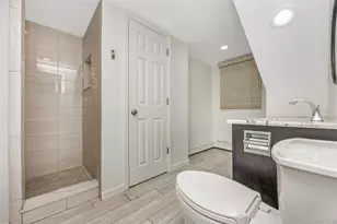 192 Sycamore Ave, Bethpage, NY 11714 - Photo 15
