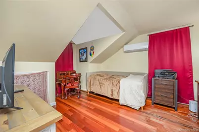 192 Sycamore Avenue, Bethpage, NY 11714 - Photo 17